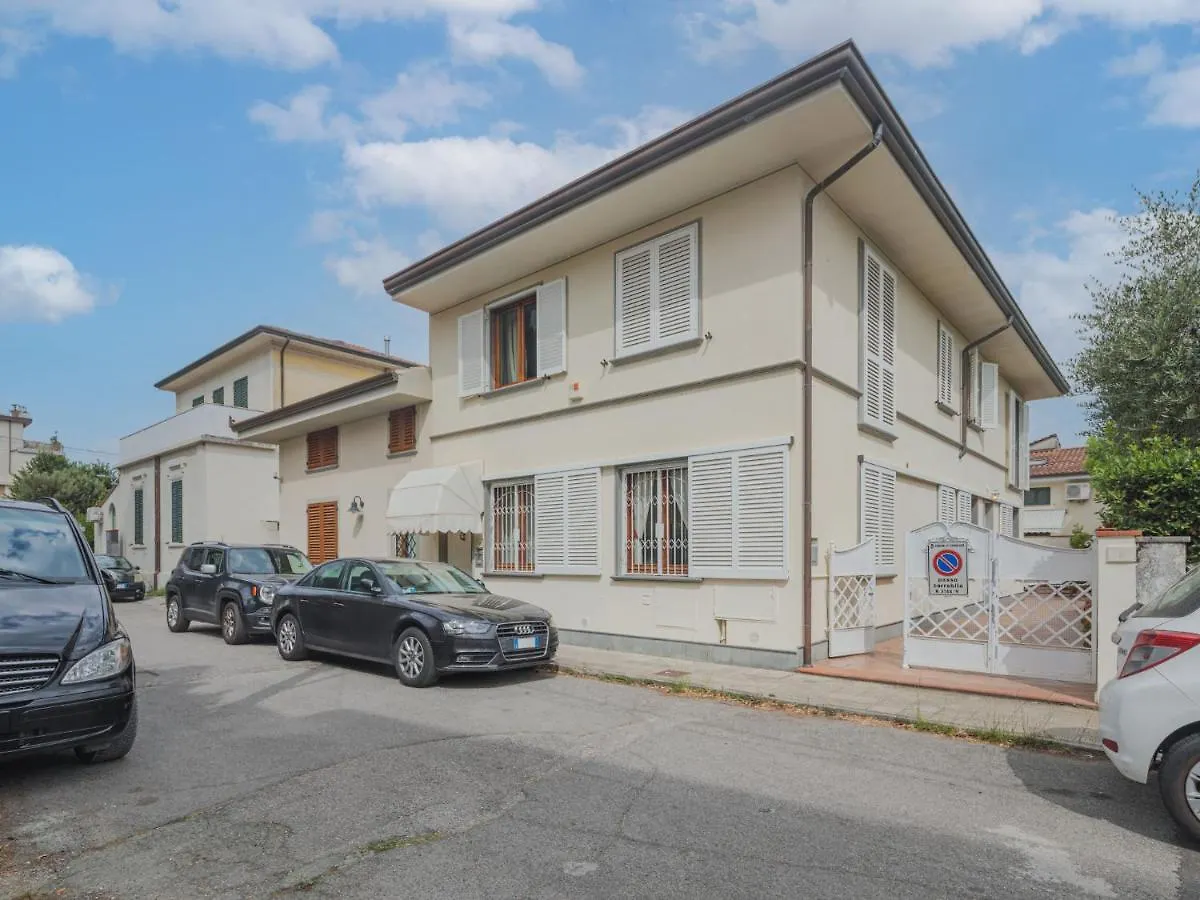 Holiday Home Rosa By Interhome Lido di Camaiore