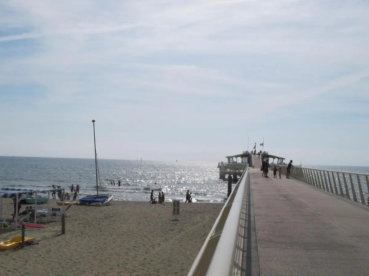 Casa vacanze Villa Locazione Turistica Rosa Lido di Camaiore